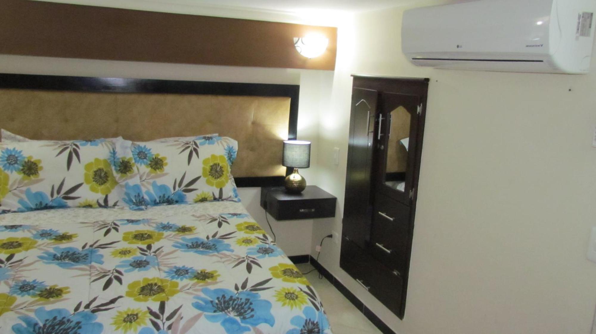 Apartamentos En El Poblado Medellín Zimmer foto